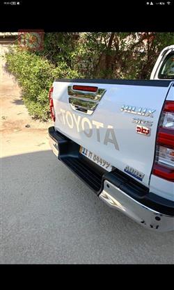 تويوتا هايلوكس